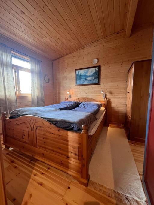 Cozy And Spacious Cabin Svensby Esterno foto